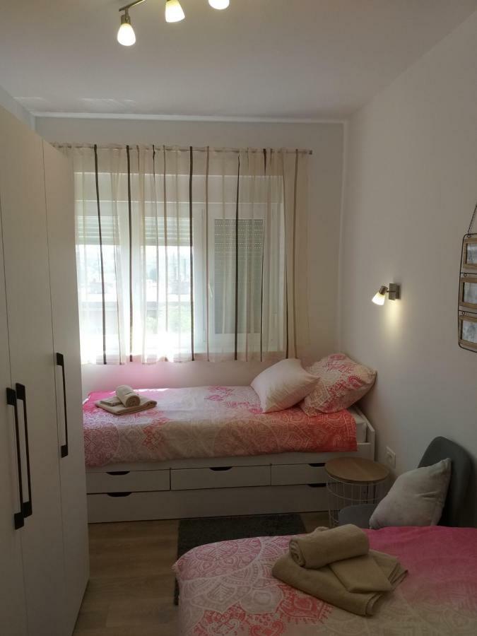 Apartman Luka プーラ エクステリア 写真